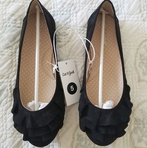 NWT Cat & Jack Black Flats ( Womens 7/ Girls 5)